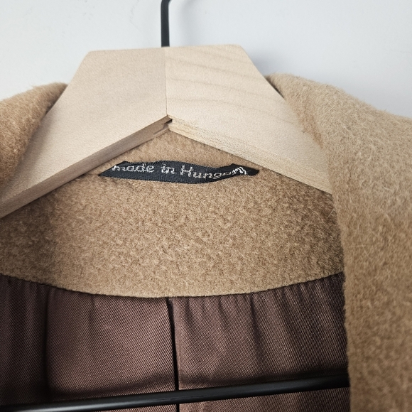 International Scene Cashmere Wool Blend Long Coat Vintage Made in Hungary 11/12 - Picture 7 of 15